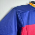 ⁦تيشيرت نادي برشلونة كلاسيك2015/2016⁩ - الصورة ⁦6⁩