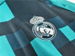 ⁦تيشيرت نادي ريال مدريد كلاسيك2017/2018⁩ - الصورة ⁦2⁩